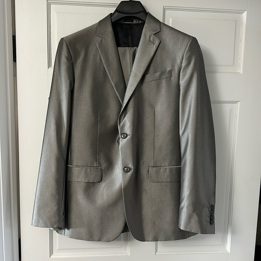 JF J.Ferrar men’s suit 40 R matching pants 33x32
